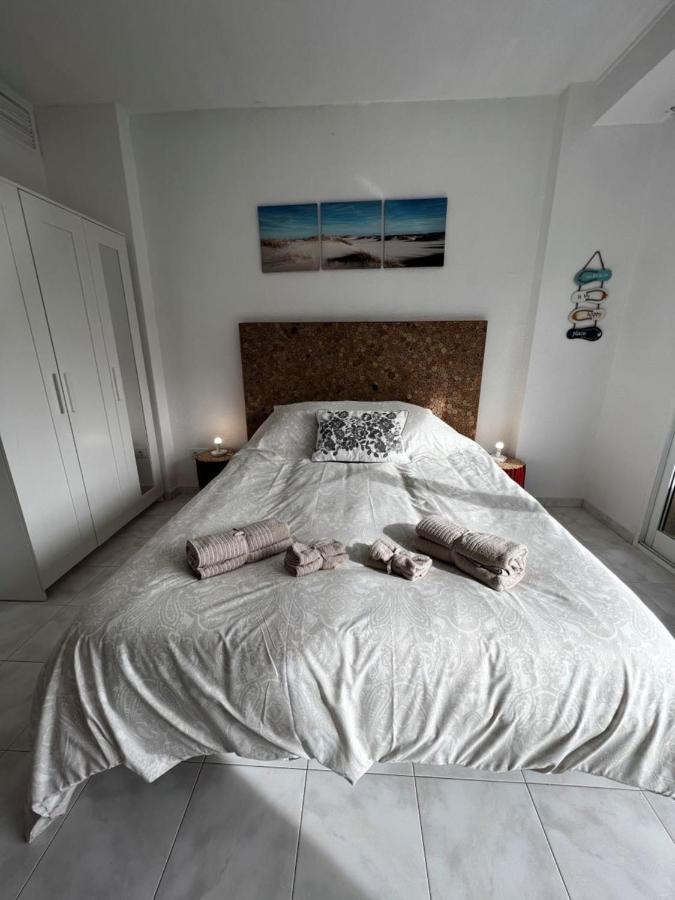 Apartment Center Aprtment *